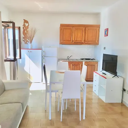 6 Beds With Sea View In Marinella Just 300 Mt From The Golfo Aranci